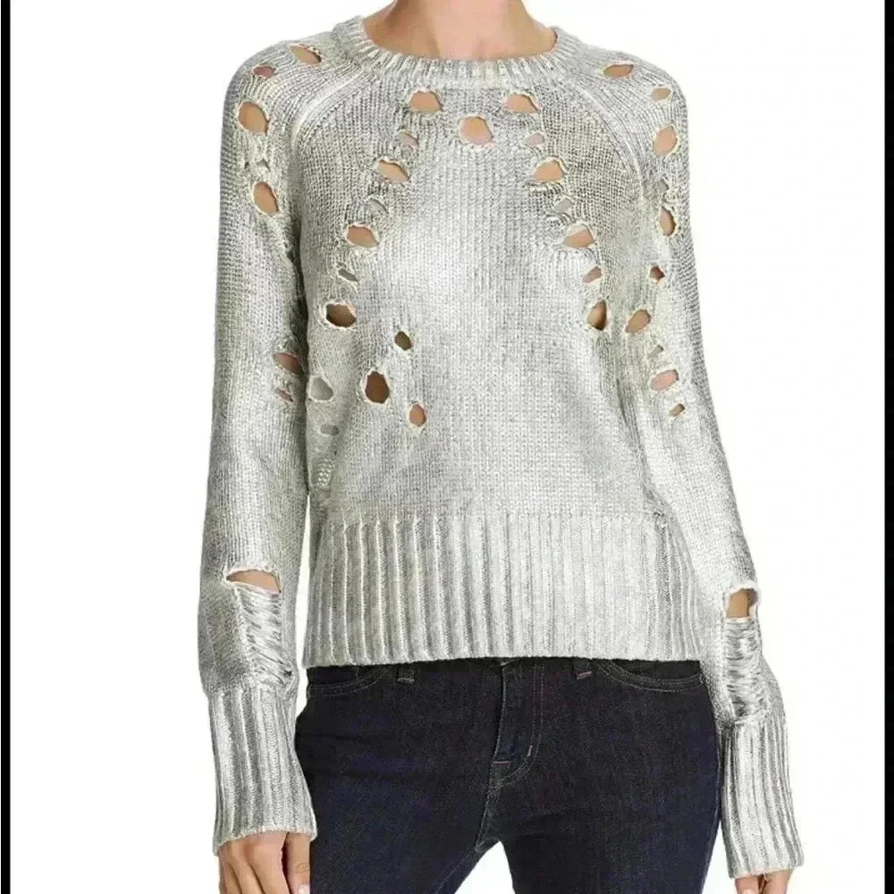 Sunset + Spring metallic distressed sweater size medium